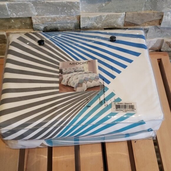 Millano Midori 3-Piece Duvet Cover Set - Picture 4 of 4